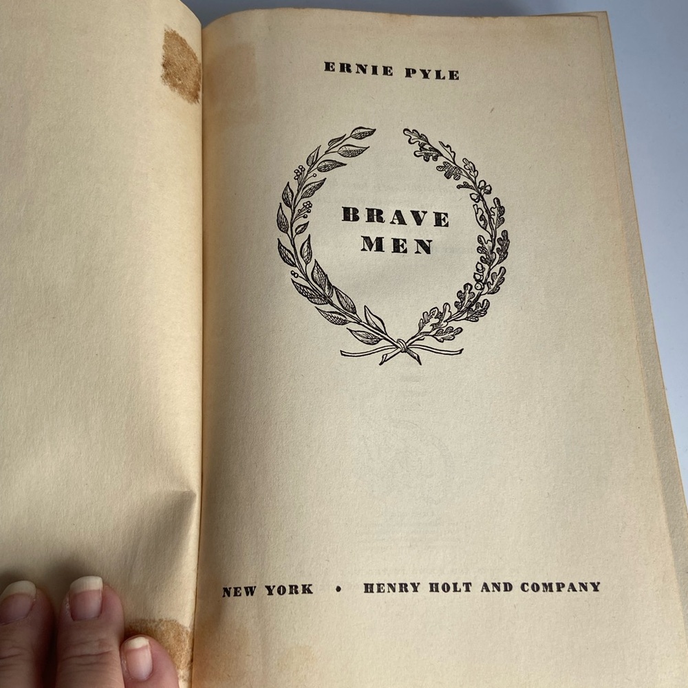 Vintage WW2 Book Brave Men by Ernie Pyle